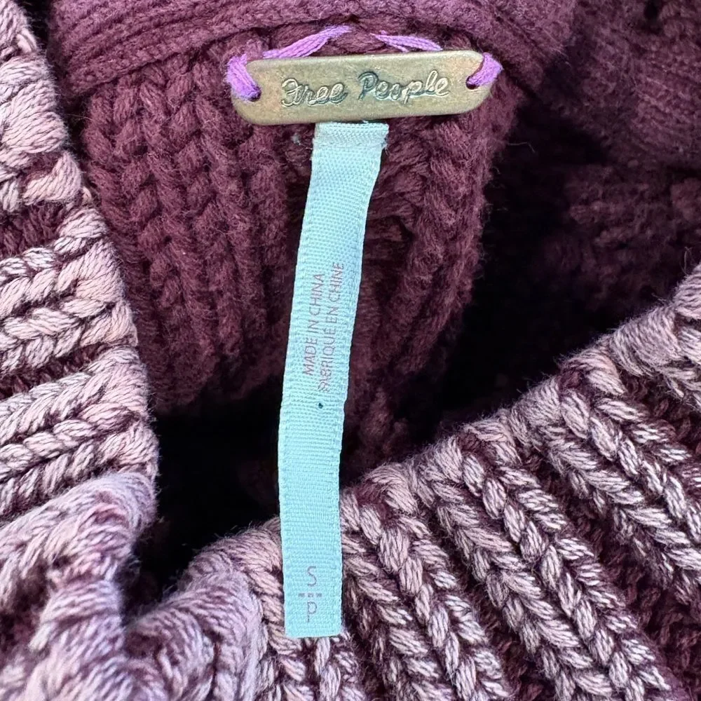 Free People Chunky Cable Turtleneck Sweater in Dusty Rose